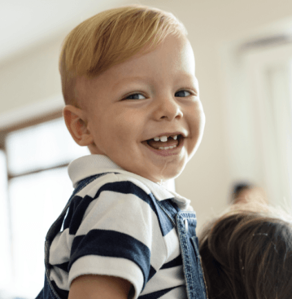 Child with knocked out tooth